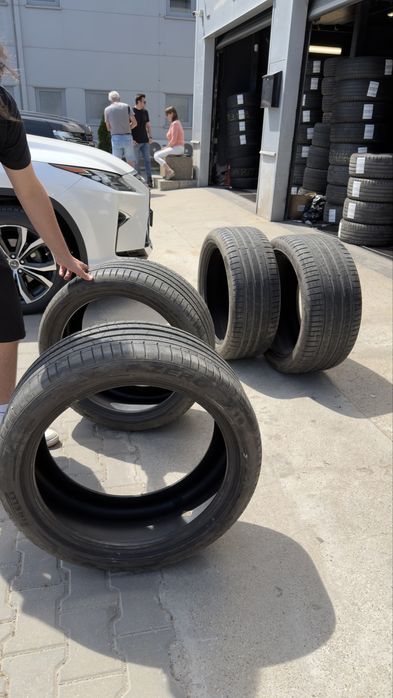 Anvelope Pirelli Pzero R21 X5 aproape noi 5000km runflat vara