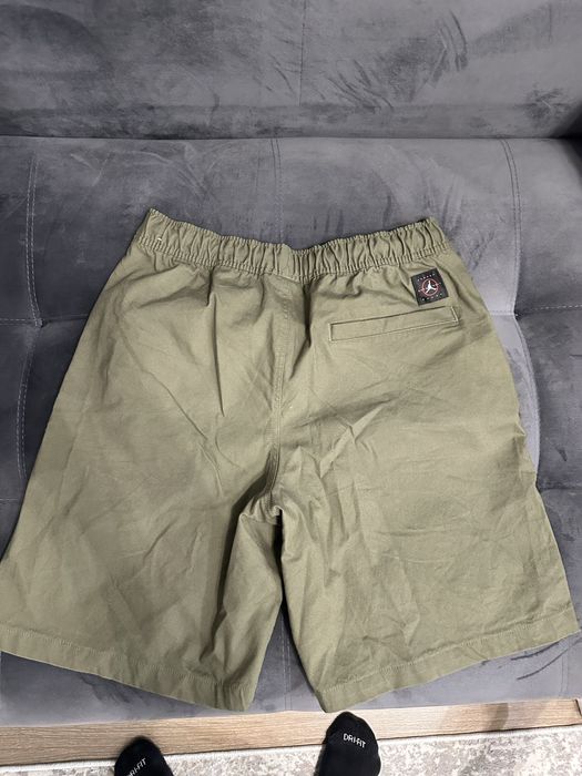 Шорты Джордан размер М