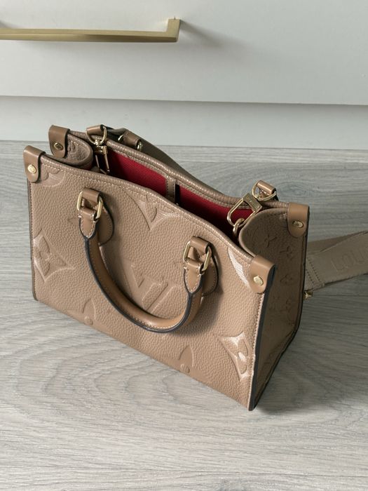 Сумка Louis Vuitton