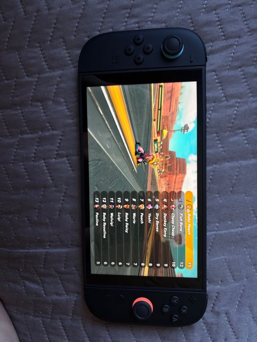 Nintendo Switch 2 + Mario Kart World + аксесоари