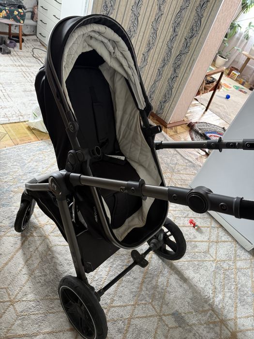 продам коляску 2 в 1