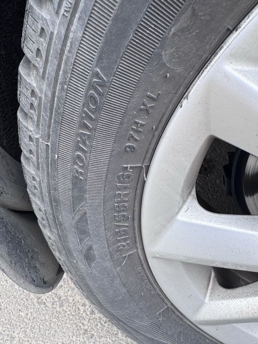 Продам шины 215 55 r16