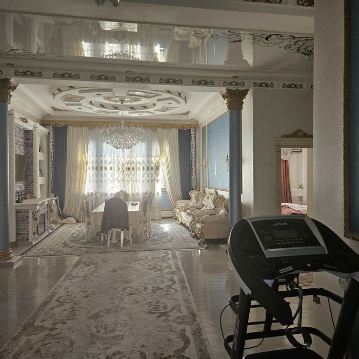 Амир Темур! Продаётся Евродом 6 соток 12 комнат