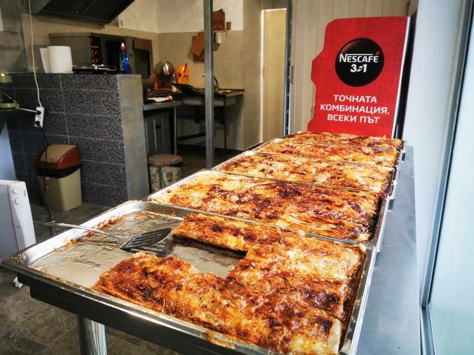 Сладка баничка с локум