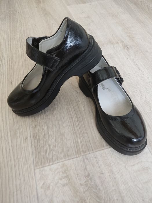 Туфли школьные для девочки