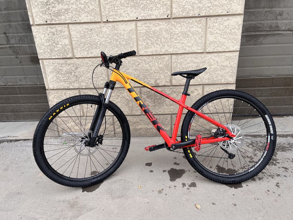 TREK MARLIN 7 предлагайте варианты)))