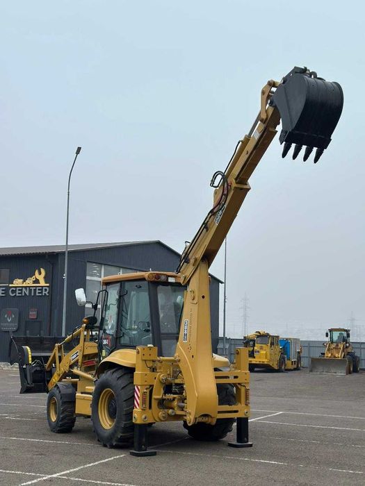 Экскаватор-погрузчик SHANMON 388-II