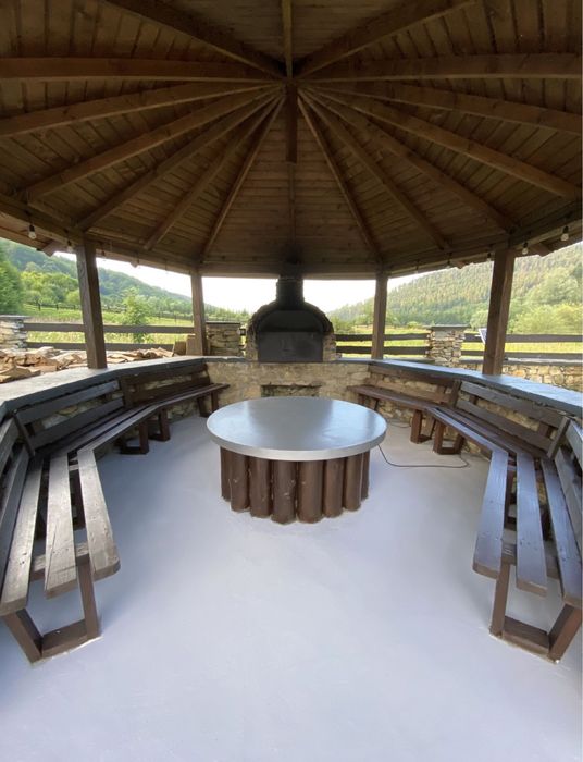 Pensiune/Cabana/Ciubar/Sauna/14 camere-baie proprie/Sucevita/Bucovina