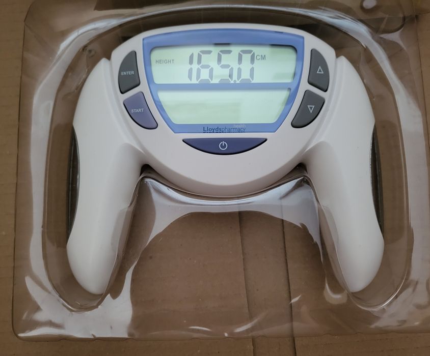 Monitor portabil de compoziție corporală Lloyds Pharmacy