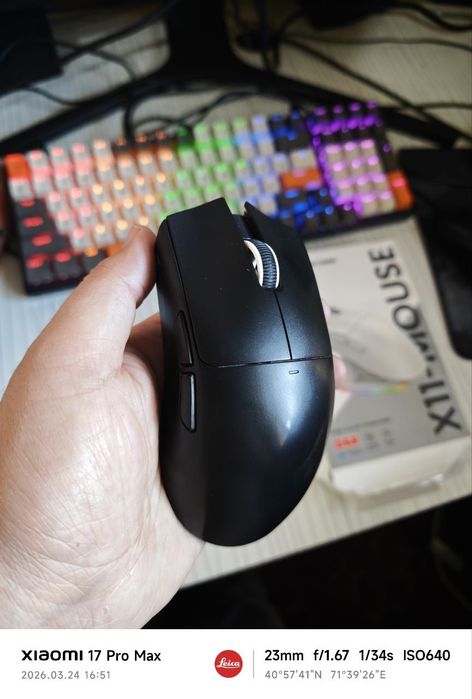 Igravoy mishka Attack Shark PAW3311 X11