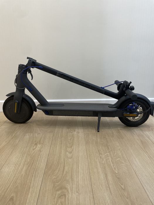Электросамокат Mi Electric Scooter 3