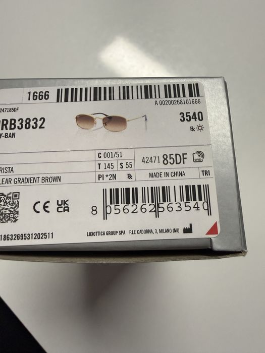 Ray Ban слънчеви очила. 100% UV. 100% оригинални.