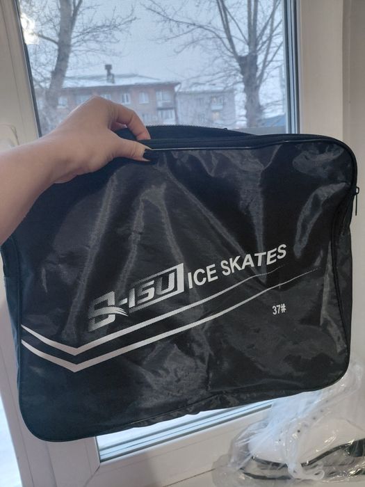 Коньки фигурные новые 37р