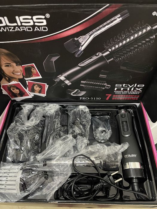 Фен для волос с насадками