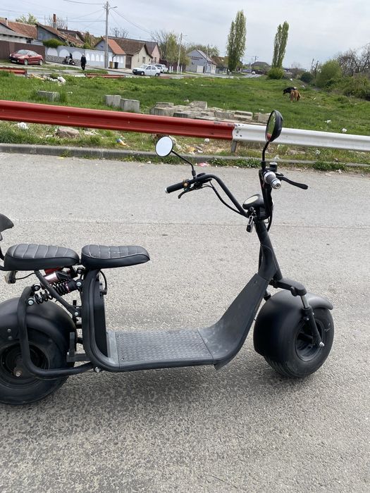 Vand scutere electric (acept si schimburi cu scutere eletrice