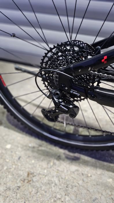 29" cube stereo hybrid