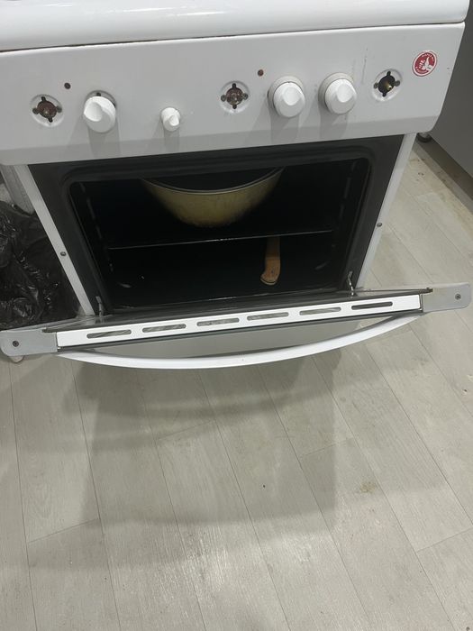 Продается ГАЗ , состояние отличное .