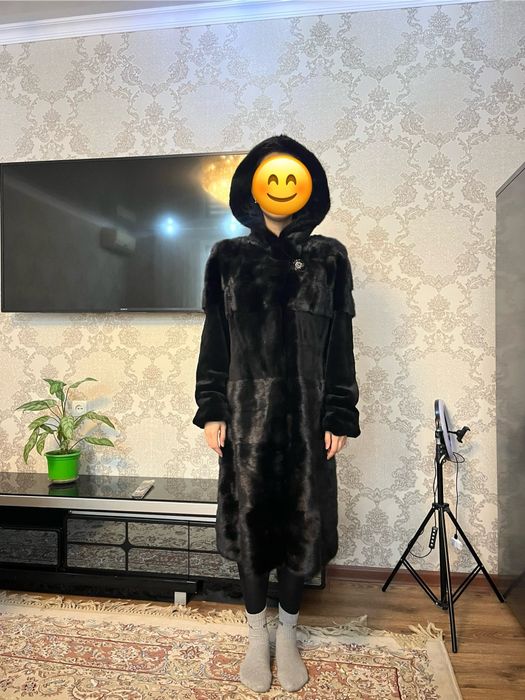 Шуба норковая черная