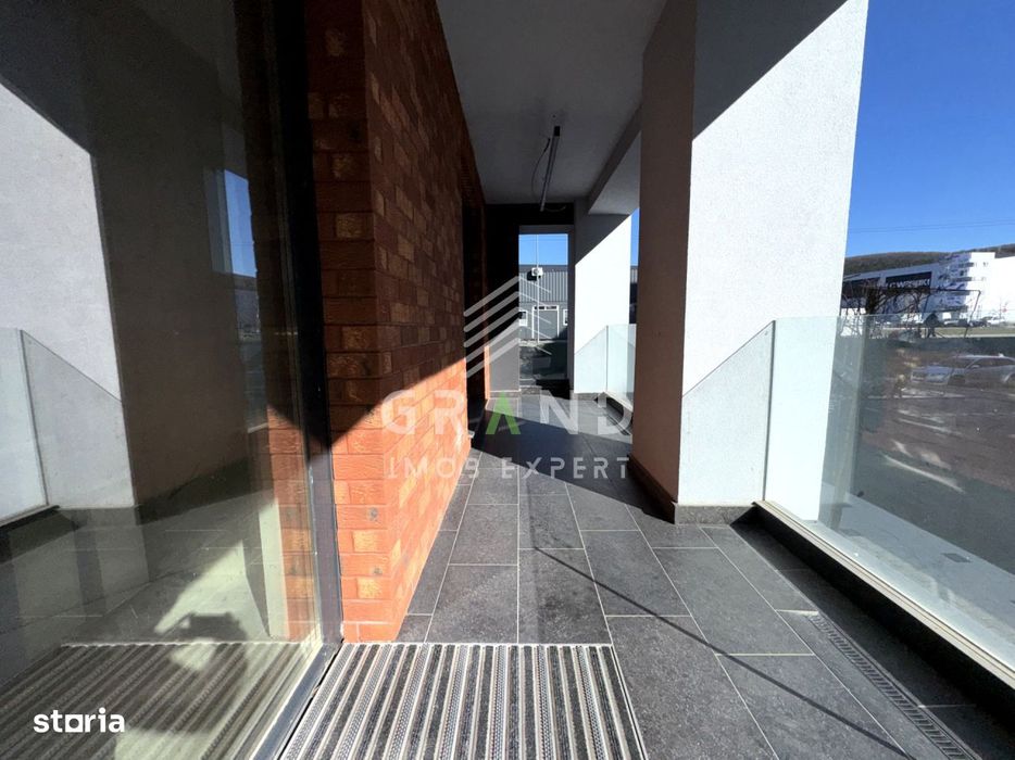 Spațiu Comercial 120Mp | 4 Incăperi | 3 Bai | Terasă 20Mp | Parcare