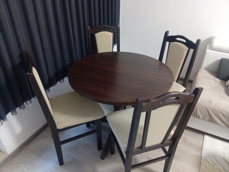 Трапезна маса с ч стола