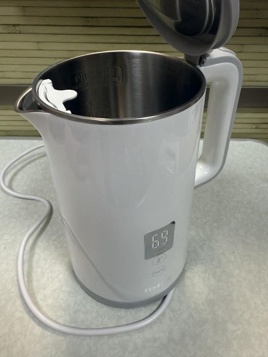 Електрическа кана Tefal Sense 1.5L