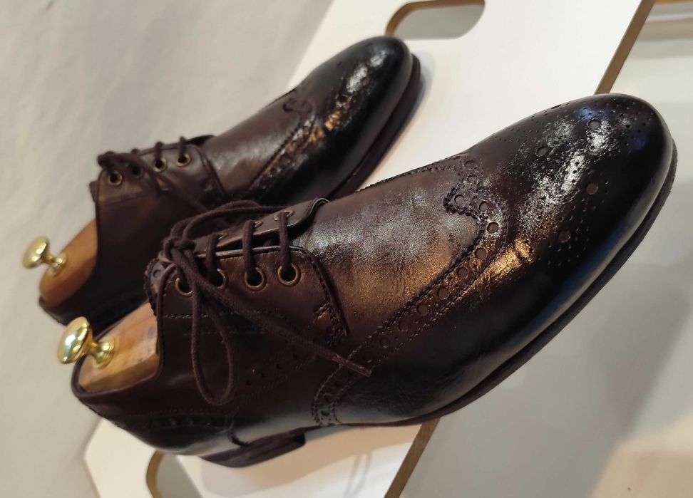 Pantofi derby de lux 41 Hugo Boss lucrati manual piele naturala moale