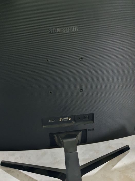 Самсунг монитор оригинал  курвед 27 диагональ