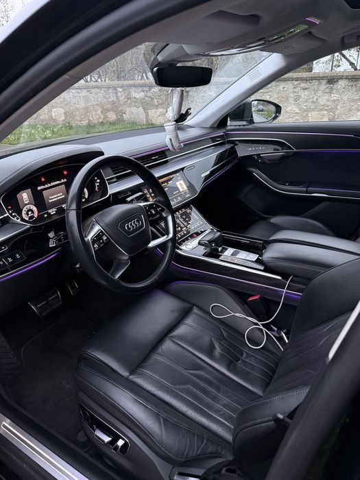 Audi A8 55 TFSI hybrid quattro