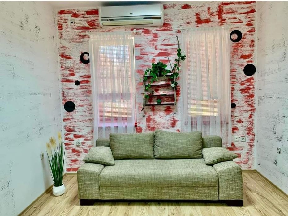 Продава се Тристаен апартамент в Луковит - 100 кв.м за 1122 €/кв.м - Снимка #8