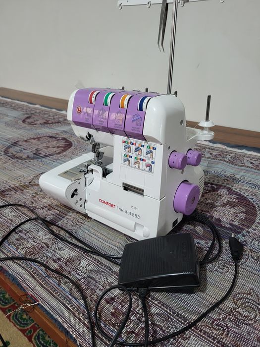 продам оверлог машинку