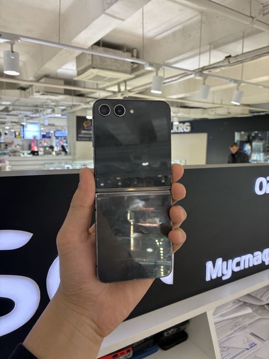 Samsung Z Flip 5 512gb