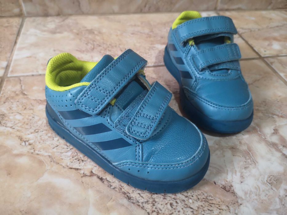 Маратонки Adidas