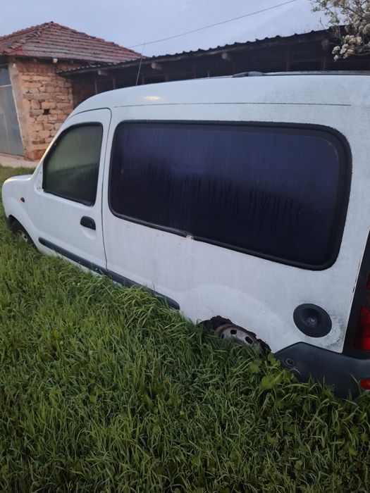 Рено канго на части