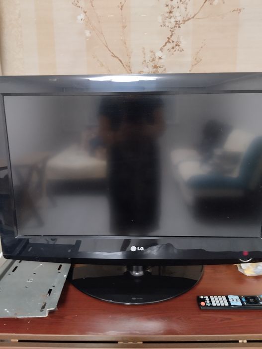 Продам срочно Телевизор в количестве 3 шт