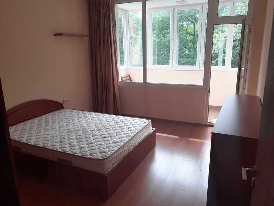 Дава се под наем Тристаен апартамент в София, Зона Б-5 - 60 кв.м за 550 € - Снимка #2