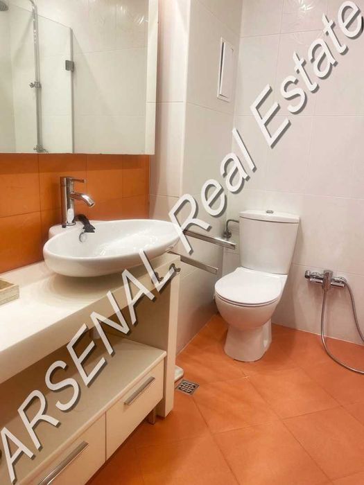 Дава се под наем Четиристаен апартамент в София, Иван Вазов - 142 кв.м за 1800 € - Снимка #6