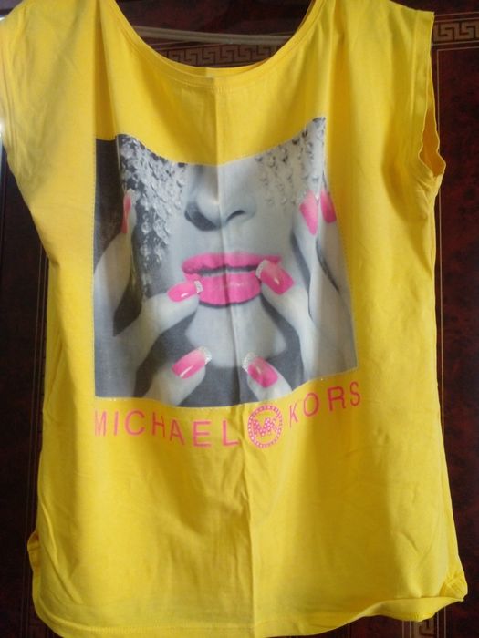 Все по 1500. Женская одежда