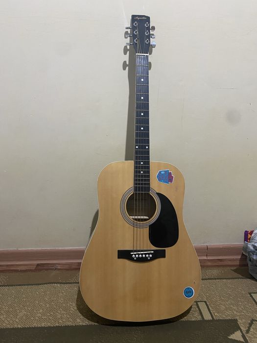 Гитара сатылады, даусы жақсы