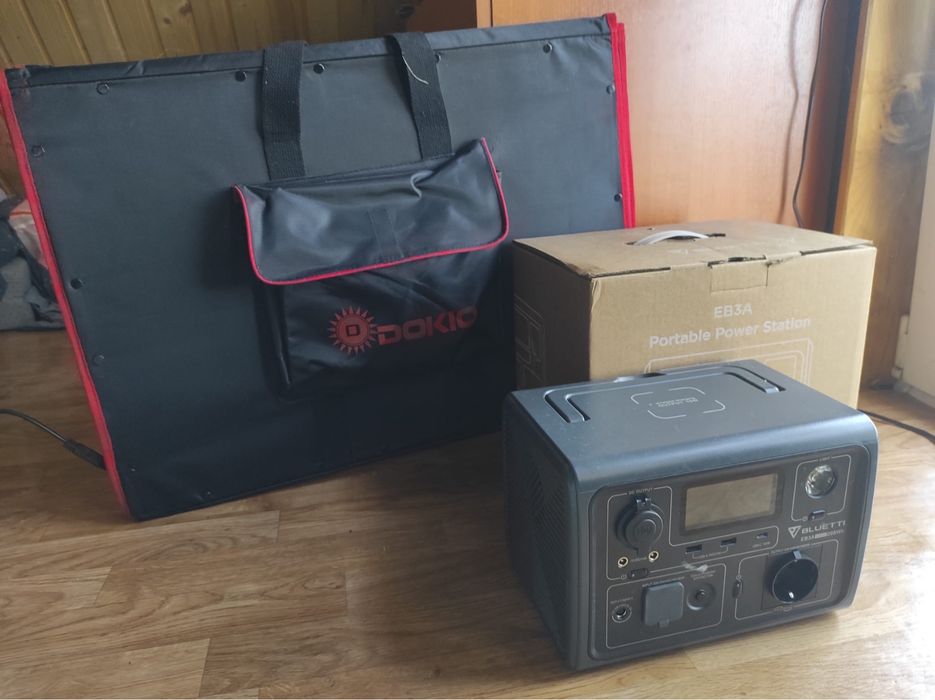 Bluetti EB3A Power Station+Panou Solar Dokio