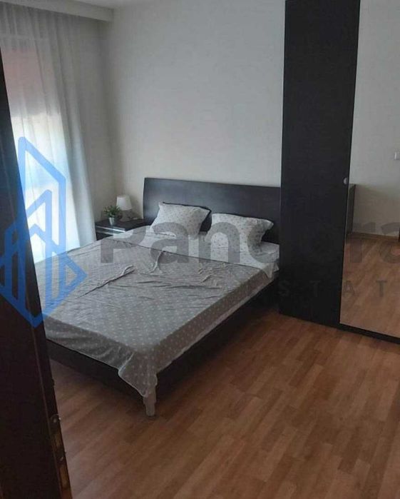 Тристаен апартамент под наем в кв. Витоша