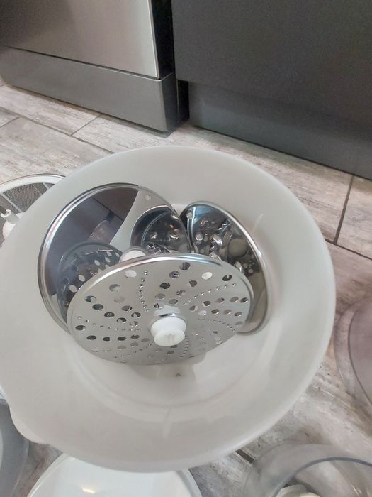 Кухненски робот за части