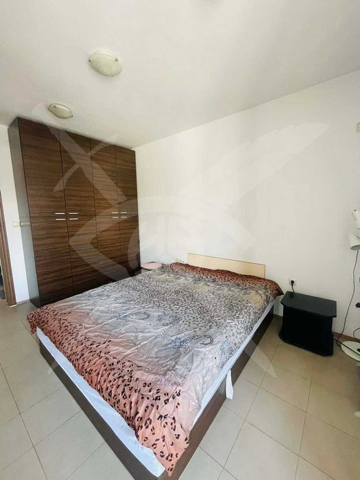 Дава се под наем Двустаен апартамент в Варна, Център - 62 кв.м за 398.82 € - Снимка #2