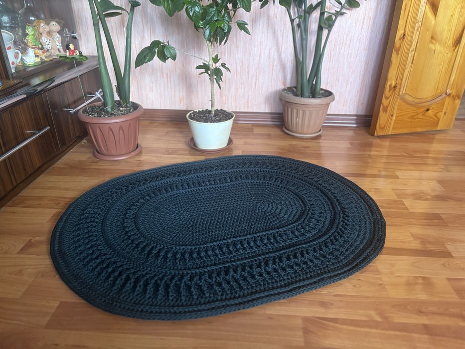 Коврик ручной работы