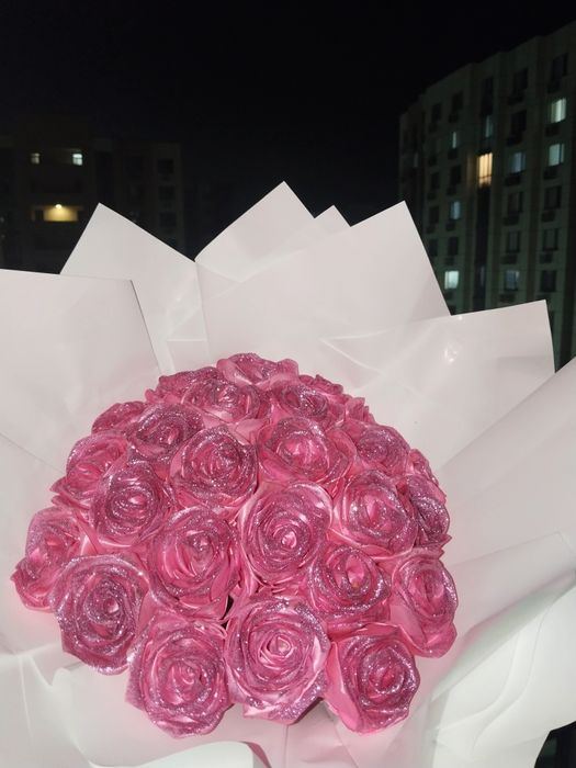 Букеты из отластных лент