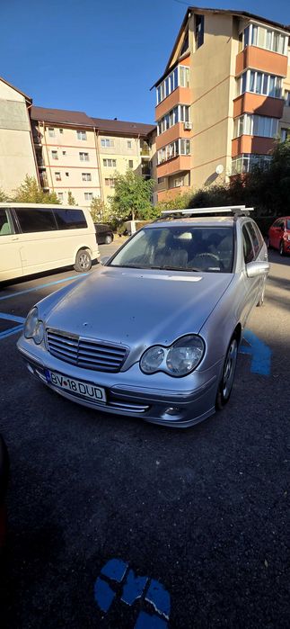 Vând Mercedes-Benz C 200 CDI Elegance, an 2005, diesel, 122 CP / 90 kW, 398.000 km.