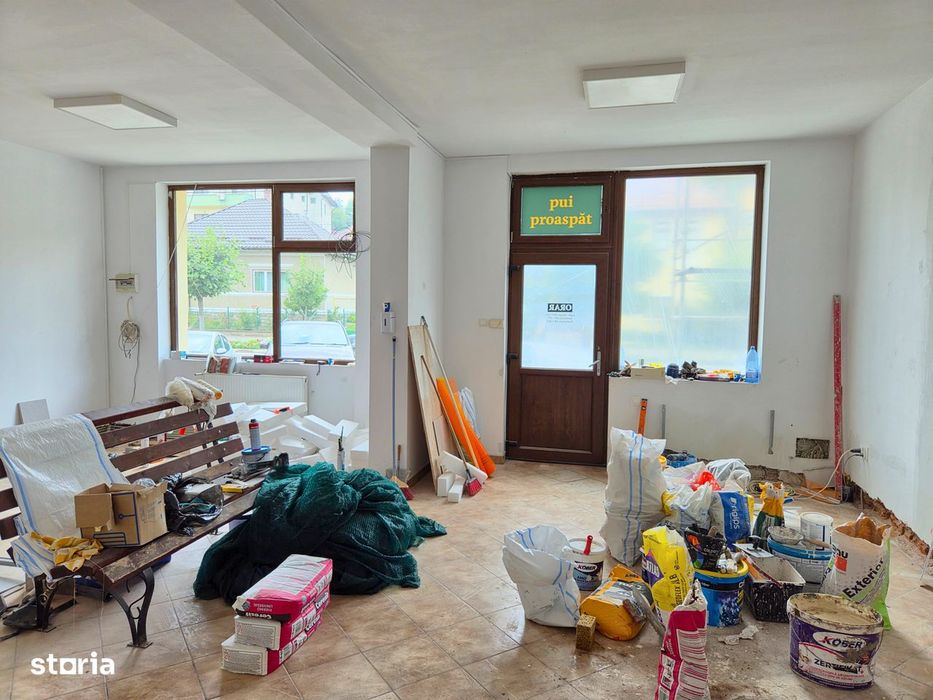 Spatiu Comercial De Inchiriat In Calimanesti