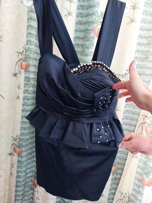 Платья в хорошем состоянии по 2000