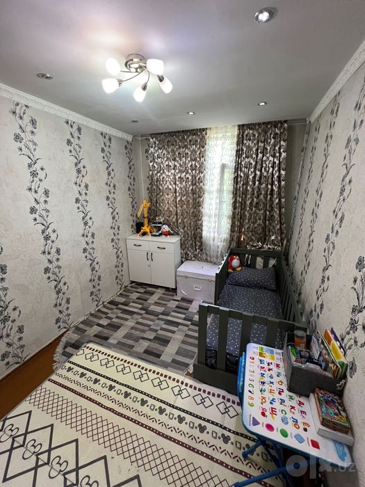 Продается 3-х комнатная квартира, в Яккасарайском районе