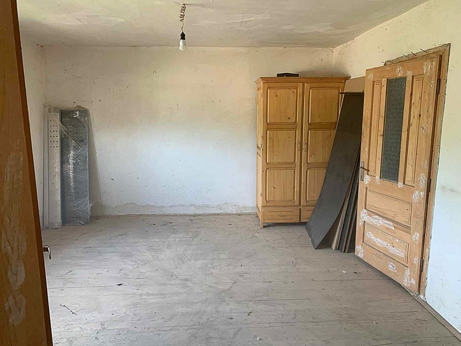 Casa de vanzare cu anexe, hala, beci, Super OFERTA