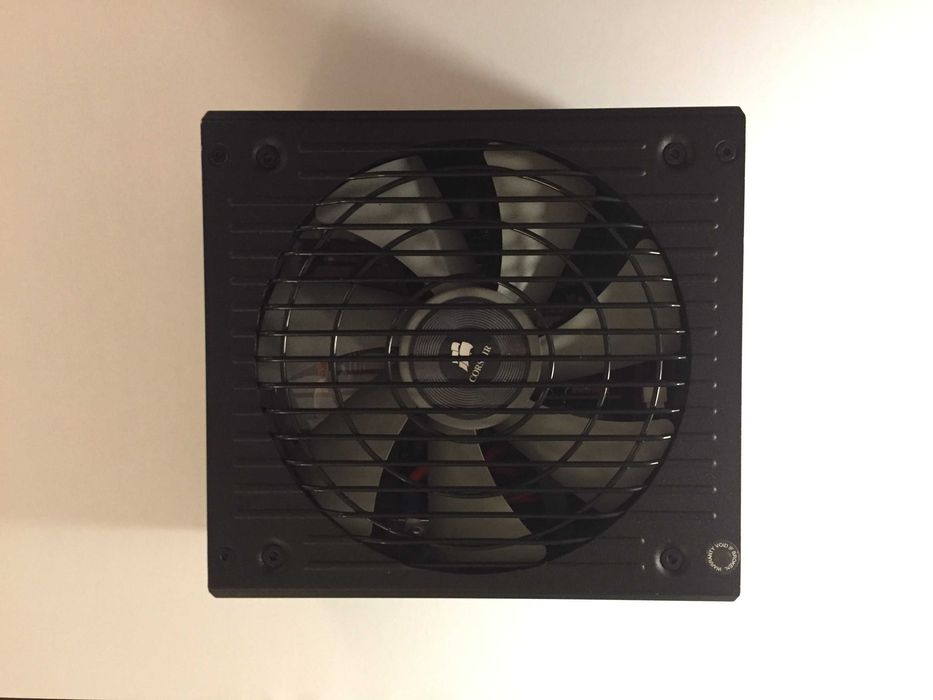 Sursă de alimentare pentru PC Corsair RM650